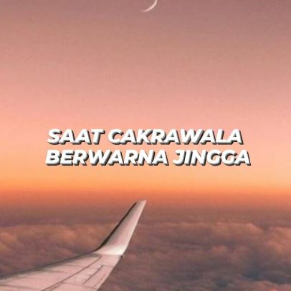 Saat Cakrawala Berwarna Jingga